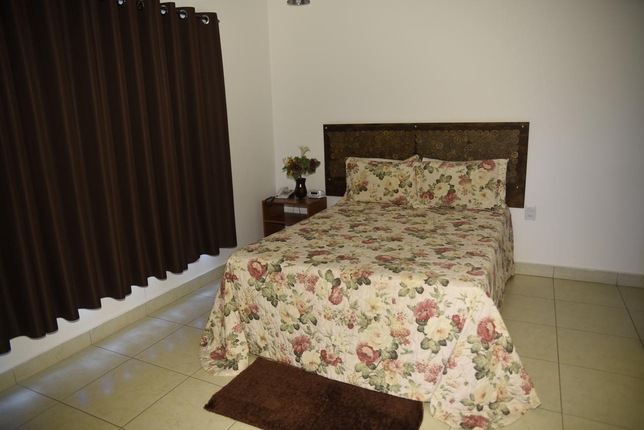 Rosa Spa E Pousada Aparecida de Goiânia Exterior foto