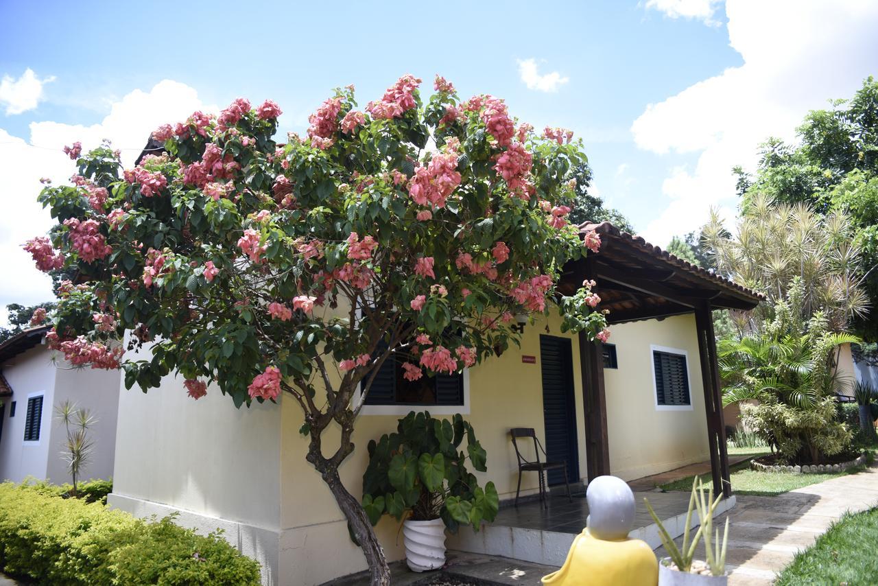 Rosa Spa E Pousada Aparecida de Goiânia Exterior foto