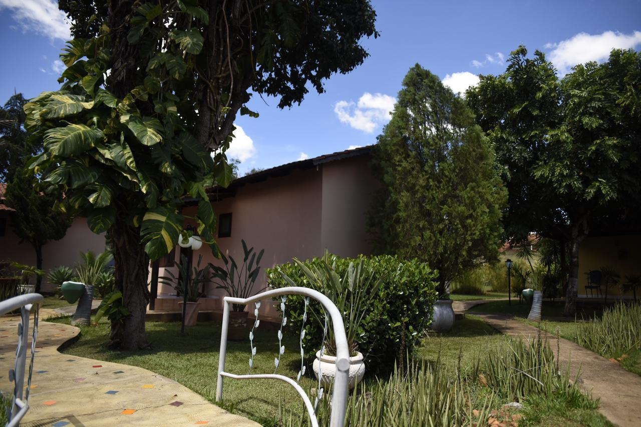 Rosa Spa E Pousada Aparecida de Goiânia Exterior foto