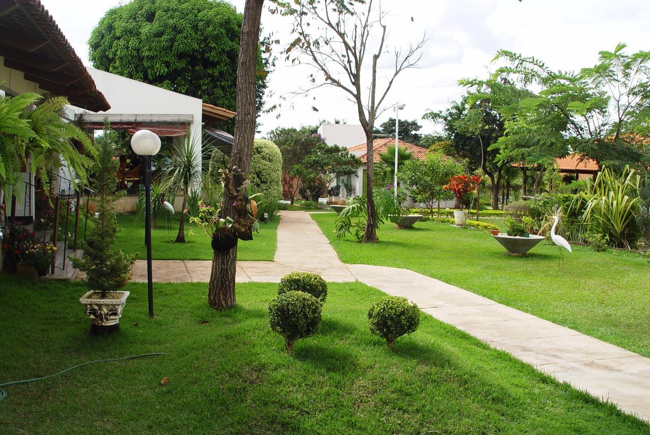 Rosa Spa E Pousada Aparecida de Goiânia Exterior foto